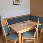 Guest house Gaestehaus Hartweger 4*