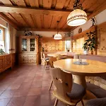 Hartweger Gasthof Haus im Ennstal