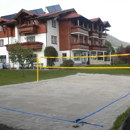Gaestehaus Hartweger Pensión Haus im Ennstal