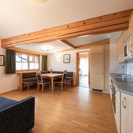 Pensjonat Gaestehaus Hartweger 4*