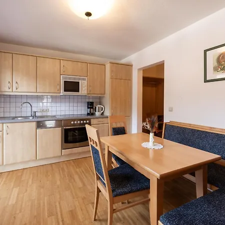 Gaestehaus Hartweger Pensión 4*