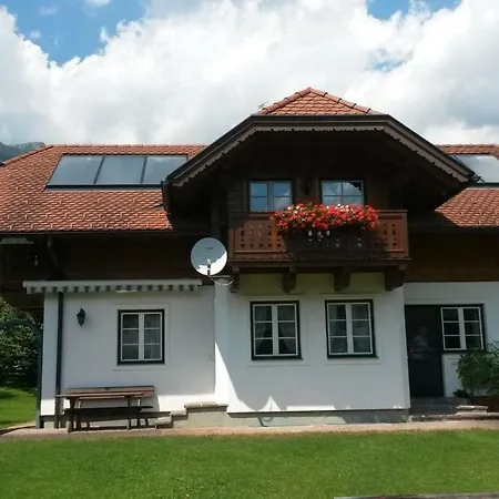 Guest house Gaestehaus Hartweger 4*