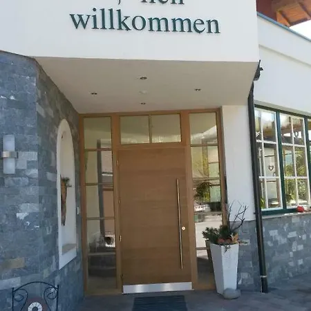 Gaestehaus Hartweger Gæstehus Haus im Ennstal