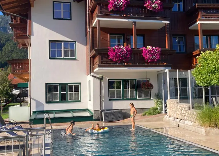 Gaestehaus Hartweger Pensión Haus im Ennstal