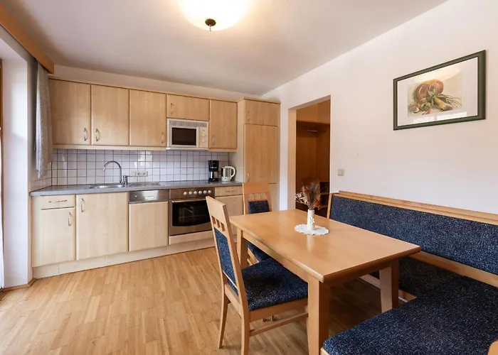 Gaestehaus Hartweger Pensión 4*